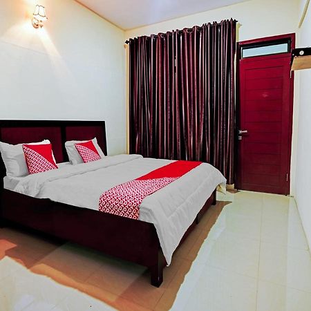 Oyo 90331 Hotel Toba Shanda بارابات المظهر الخارجي الصورة