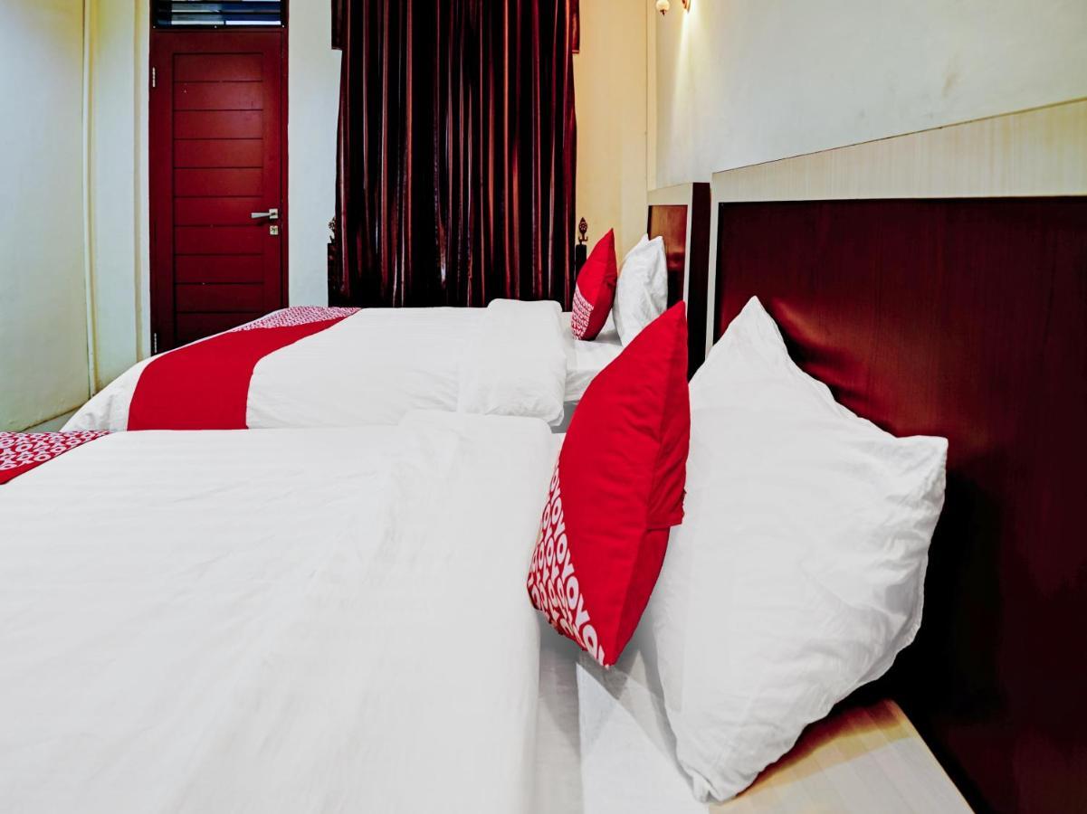 Oyo 90331 Hotel Toba Shanda بارابات المظهر الخارجي الصورة