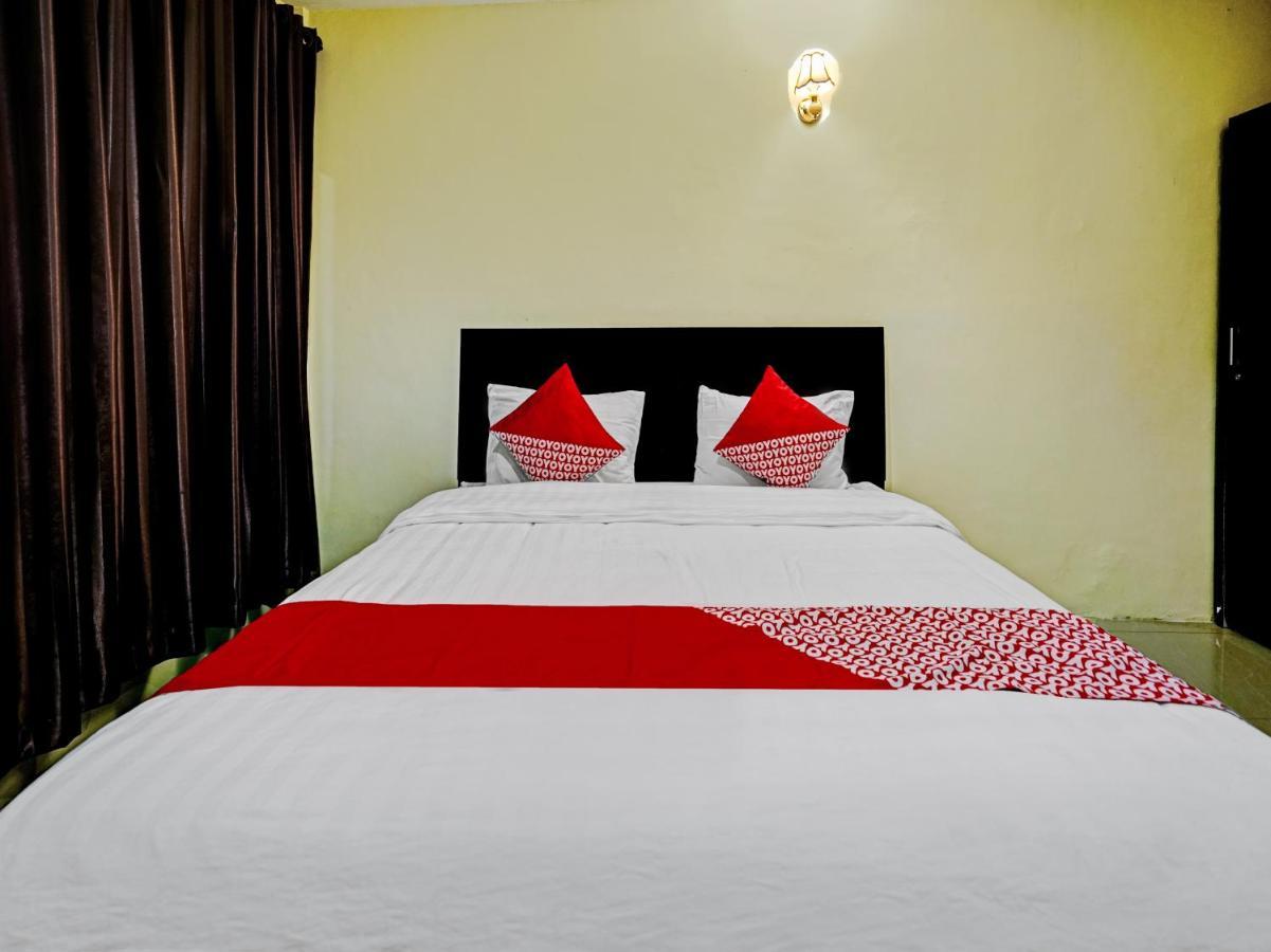 Oyo 90331 Hotel Toba Shanda بارابات المظهر الخارجي الصورة