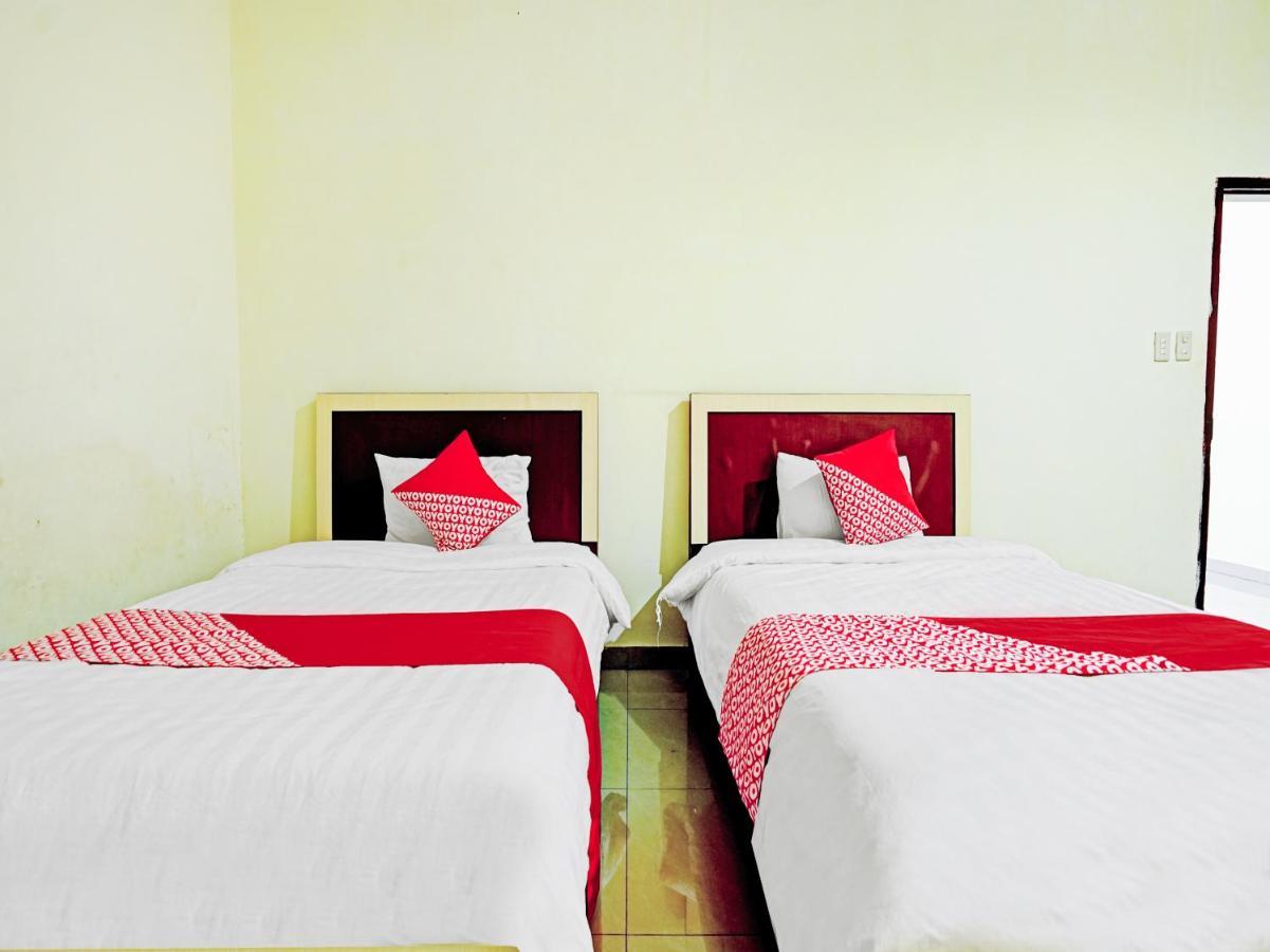 Oyo 90331 Hotel Toba Shanda بارابات المظهر الخارجي الصورة