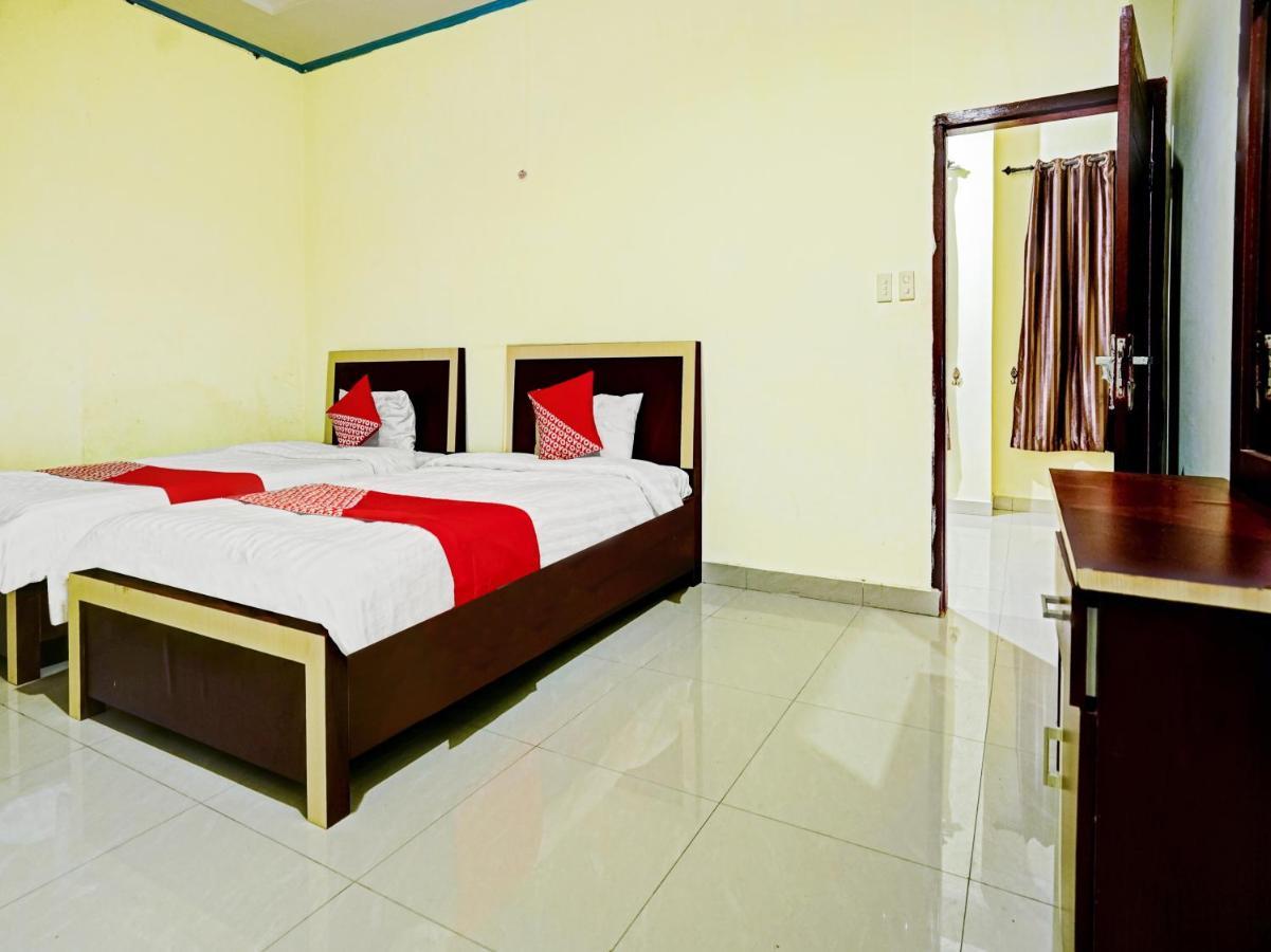 Oyo 90331 Hotel Toba Shanda بارابات المظهر الخارجي الصورة